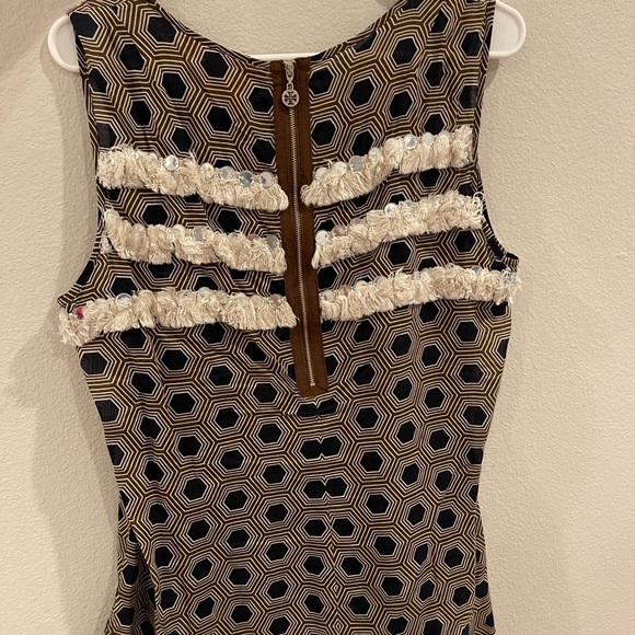 Tory Burch Medium Sleeveless Blouse - Picture 3 of 5